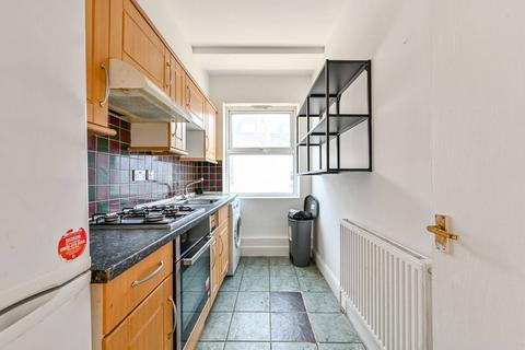 1 bedroom flat to rent, Upper Clapton Road, Clapton, London, E5