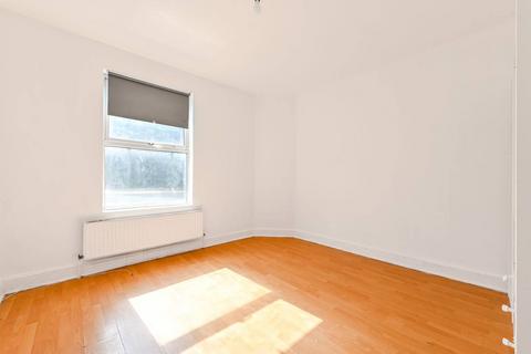 1 bedroom flat to rent, Upper Clapton Road, Clapton, London, E5