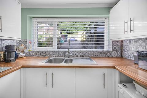 17 Hill Road, Neath Abbey, Neath, SA10 7NR