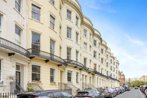 1 bedroom flat for sale, Brunswick Place, Hove, East Sussex, BN3