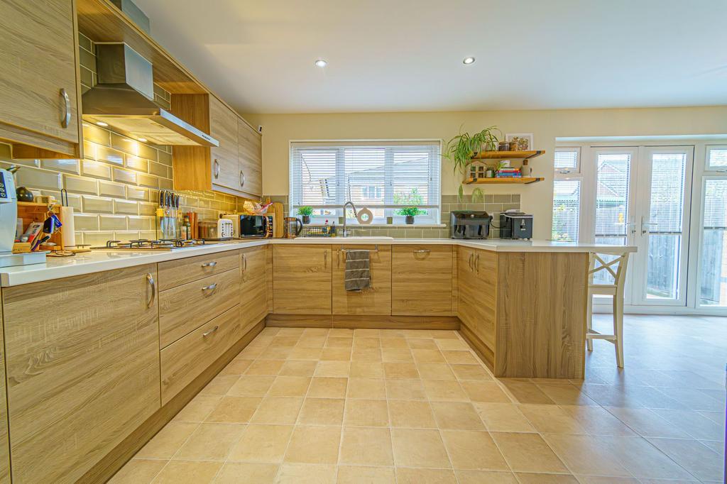 Kitchen Dining room