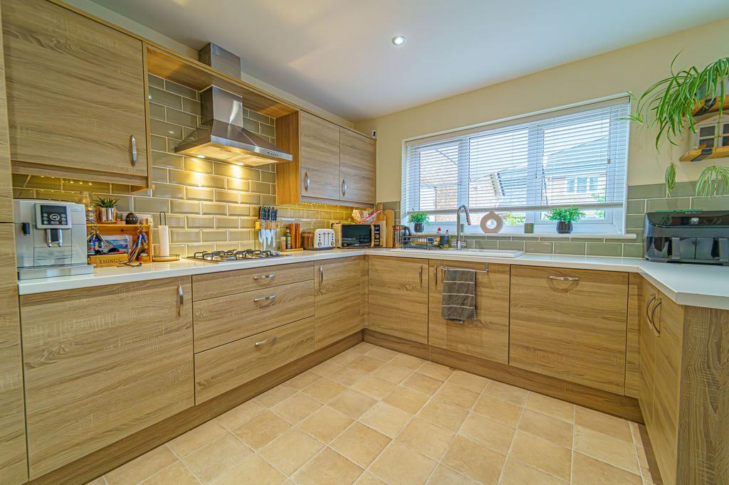 Kitchen Dining room