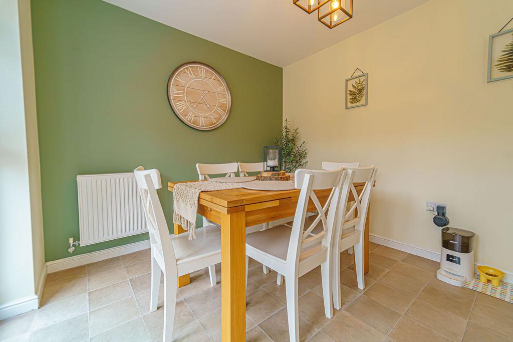 Kitchen Dining room