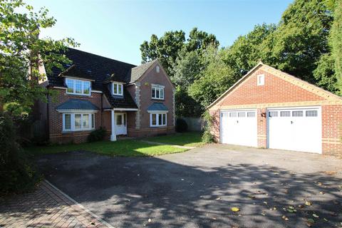 5 bedroom detached house to rent, Meiros Way, Ashington, Pulborough