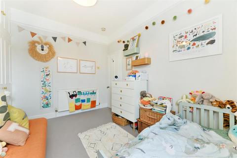 104 Effra Road, London, SW19 8PR