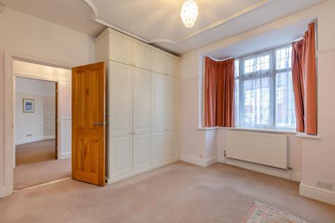 3 Blackbrook Avenue, Hawarden, Deeside, CH5 3HJ