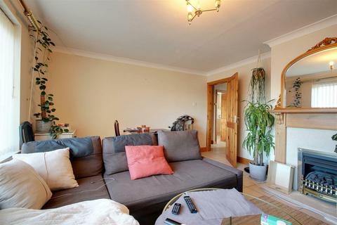 2 bedroom maisonette for sale, Beechfield, Kings Langley