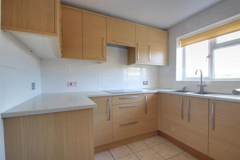 2 bedroom maisonette for sale, Beechfield, Kings Langley