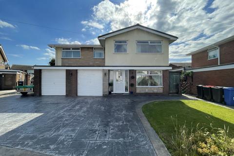 6 bedroom detached house for sale, Wentworth Avenue, Fleetwood FY7