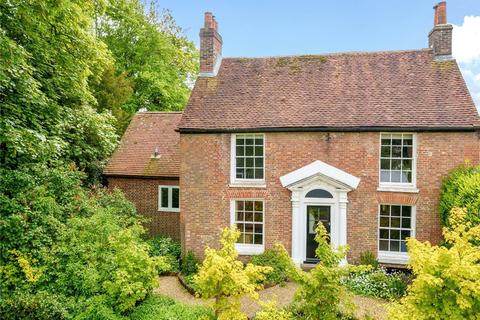 16 Mill Hill, Botley, Southampton, SO30 2GY