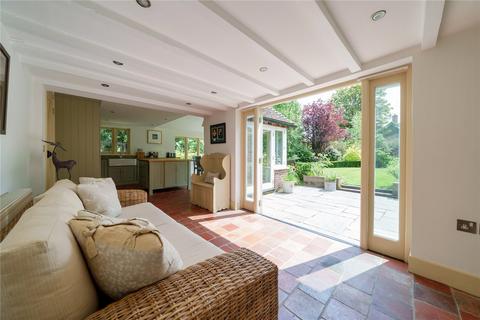16 Mill Hill, Botley, Southampton, SO30 2GY