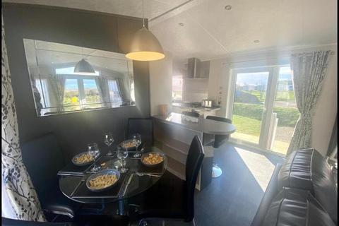 2 bedroom park home for sale, Pentire Coastal Holiday Park