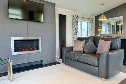 2 bedroom park home for sale, Pentire Coastal Holiday Park
