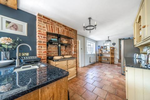 4 bedroom detached house for sale, Upham Street, Upham, Southampton, Hampshire, SO32