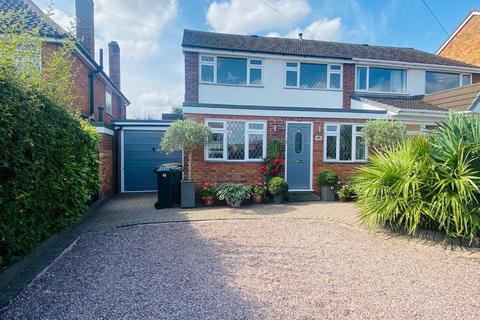 3 bedroom semi-detached house to rent, Maxholm Road, Sutton Coldfield