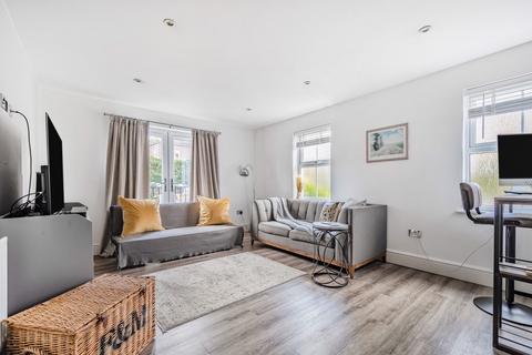 2 bedroom apartment for sale, Barnhouse Close, Pulborough, West Sussex