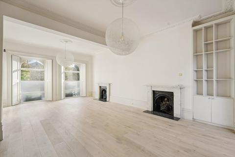 4 bedroom terraced house to rent, St. James's Gardens, London, W11