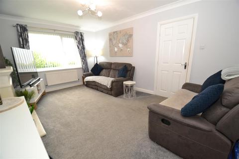 3 bedroom detached house for sale, Osbourne Drive, Queensbury, Bradford