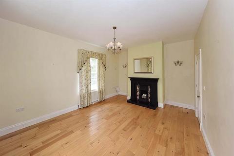 4 bedroom semi-detached house to rent, Holehouse Lane, Whiteley Green, Macclesfield, Cheshire, SK10 5SJ