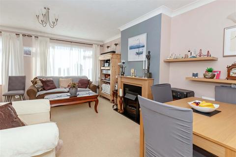 2 bedroom detached bungalow for sale, Cheviot Road, Worthing