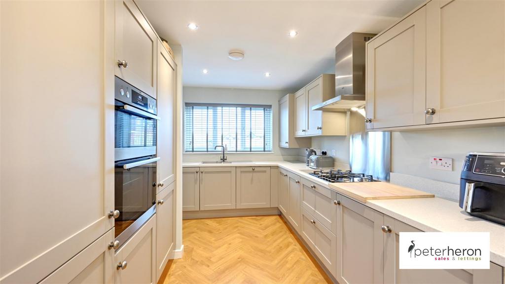 Open Plan Kitchen, Dining And Family Area