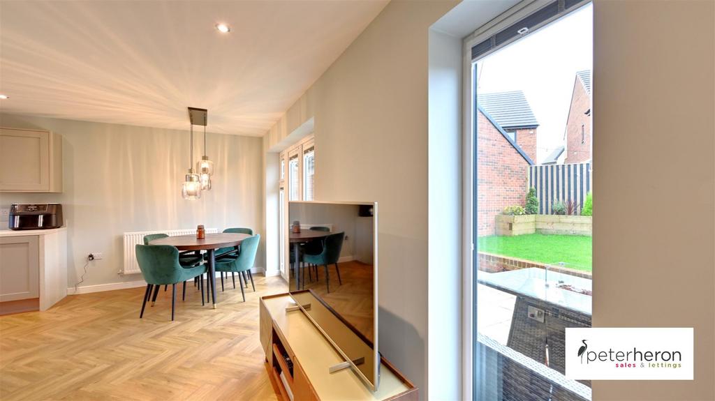 Open Plan Kitchen, Dining And Family Area