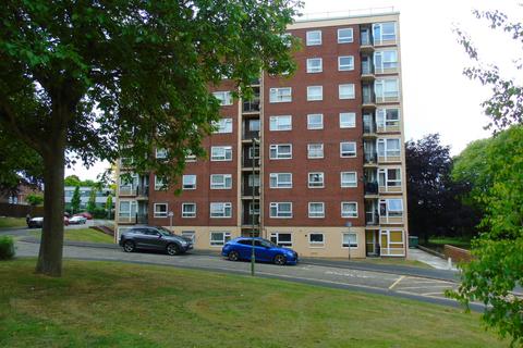 3 bedroom flat to rent, Winnall Manor Road, Braxton House Winnall Manor Road, SO23