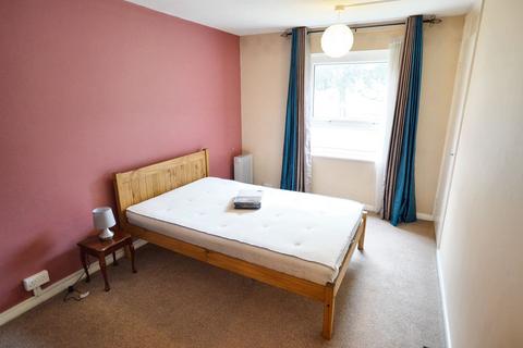 3 bedroom flat to rent, Winnall Manor Road, Braxton House Winnall Manor Road, SO23