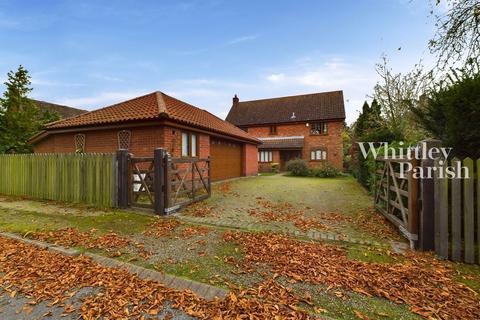 4 bedroom detached house for sale, Church Walk, Shelfanger