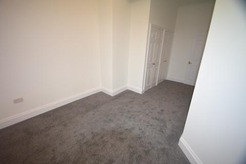 2 bedroom flat to rent, Greenway Road, St. Marychurch TQ1