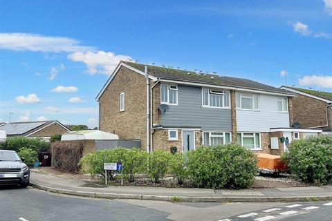 3 bedroom semi-detached house for sale, Chaffinch Road, Eastbourne