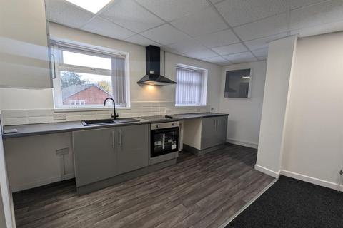 1 bedroom property to rent, High Street, Brownhills