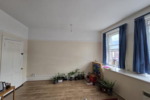 3 bedroom flat to rent, Station Road, Harrow HA1