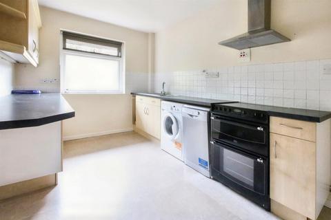 2 bedroom apartment for sale, COPPERFIELD COURT, LEATHERHEAD, KT22