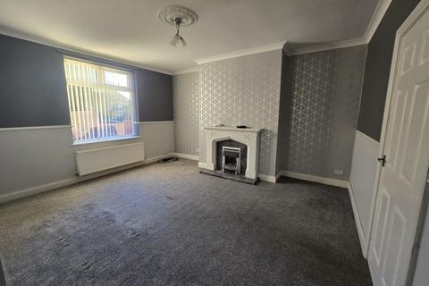 2 bedroom terraced house to rent, South View West, Rowlands Gill, NE39