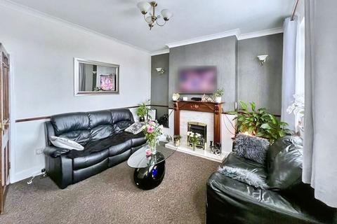 3 bedroom semi-detached house for sale, Kilton Road, Worksop, Nottinghamshire, S80 2EA