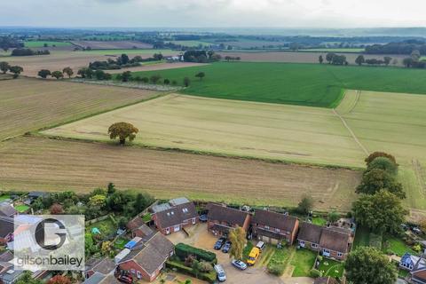 3 bedroom semi-detached house for sale, Farm Close, Norwich NR13