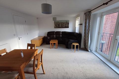 2 bedroom apartment to rent, 32 Lostock Rd, H/f, SK9 3PZ