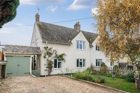 3 bedroom semi-detached house for sale, Bucknell,  Oxfordshire,  OX27