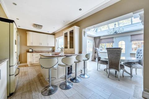 4 bedroom detached house for sale, Barnet Way,  Mill Hill,  NW7