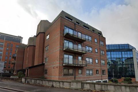 2 bedroom flat for sale, 16 Royal Court, Kings Road, Reading, Berkshire, RG1 4AE