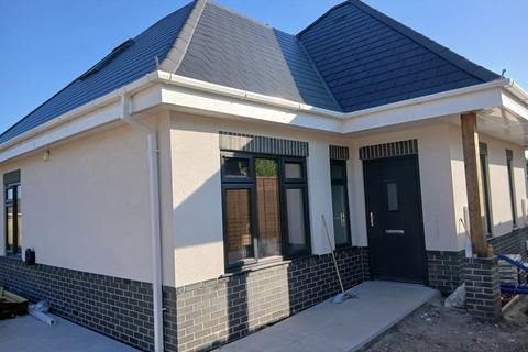 2 bedroom semi-detached bungalow for sale, Redhill Avenue, Bournemouth BH9