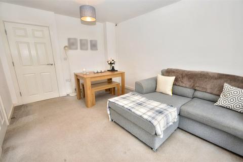 2 bedroom semi-detached house for sale, Oak Park Lane, Leeds, West Yorkshire