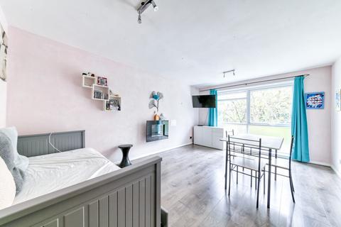 1 bedroom apartment for sale, Azalea Close, Hanwell, W7