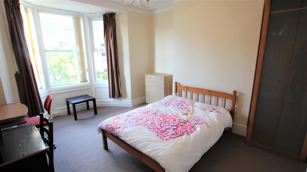 Bedroom 2 in 164 Don