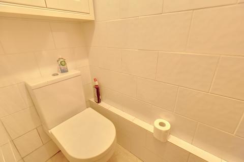 2 Lime Close, South Ockendon, RM15 6NW