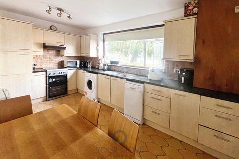 3 bedroom terraced house for sale, Felixstowe Road, London SE2