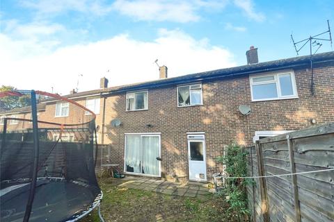 3 bedroom terraced house for sale, Felixstowe Road, London SE2