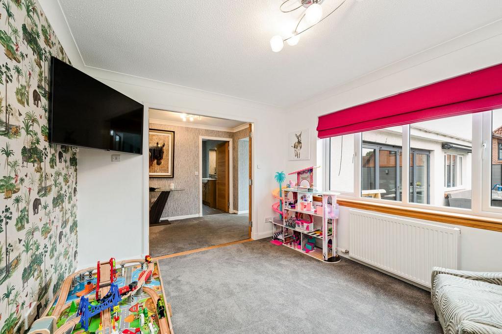 Bedroom 5/Reception