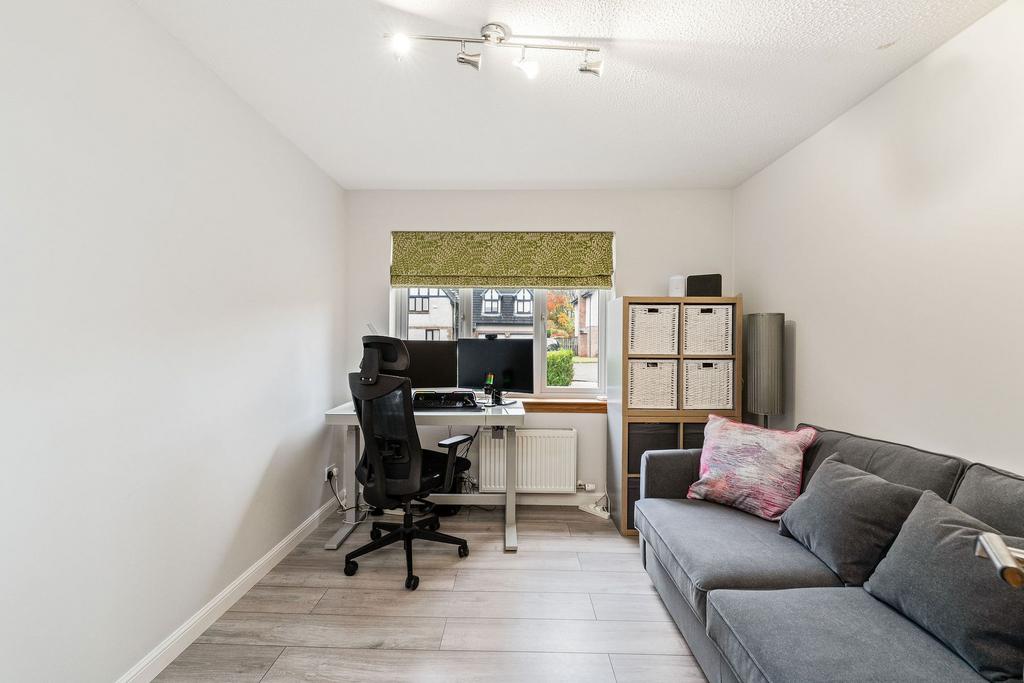 Bedroom 6/Office